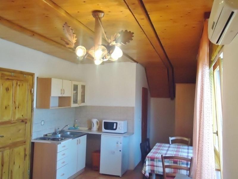 Kristic Apartment